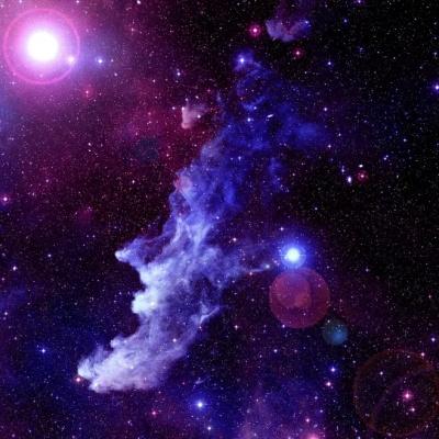 浩瀚星空里只剩你的背影银河已凝结成冰记忆划过泪滴